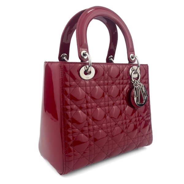 Dior Borsa Lady Dior Cannage in pelle verniciata a 2 vie