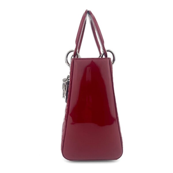 Dior Borsa Lady Dior Cannage in pelle verniciata a 2 vie