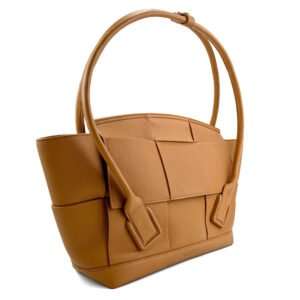 Bottega Veneta Bottega Veneta Arco Tote Bag in raffinata pelle di vitello